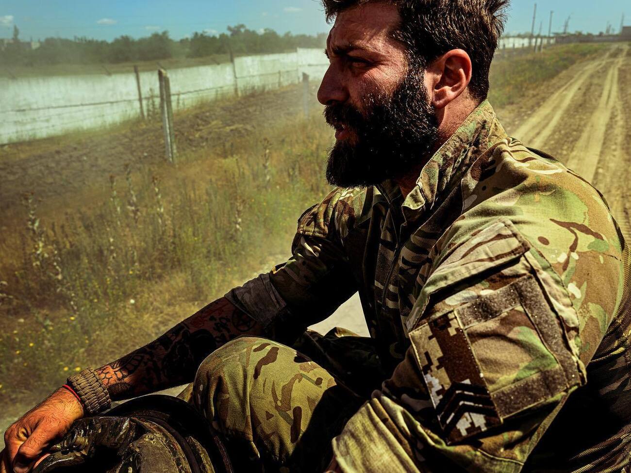 Салем розповів, що в дитинстві в Бейруті жив на вулиці й працював, але водночас був щасливим