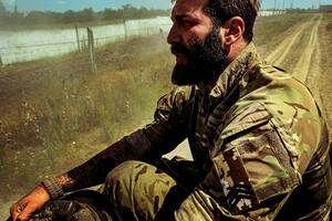 Салем розповів, що в дитинстві в Бейруті жив на вулиці й працював, але водночас був щасливим