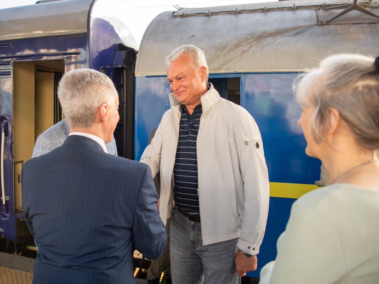 Науседа прибыл в Украину с визитом