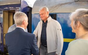 Науседа прибыл в Украину с визитом