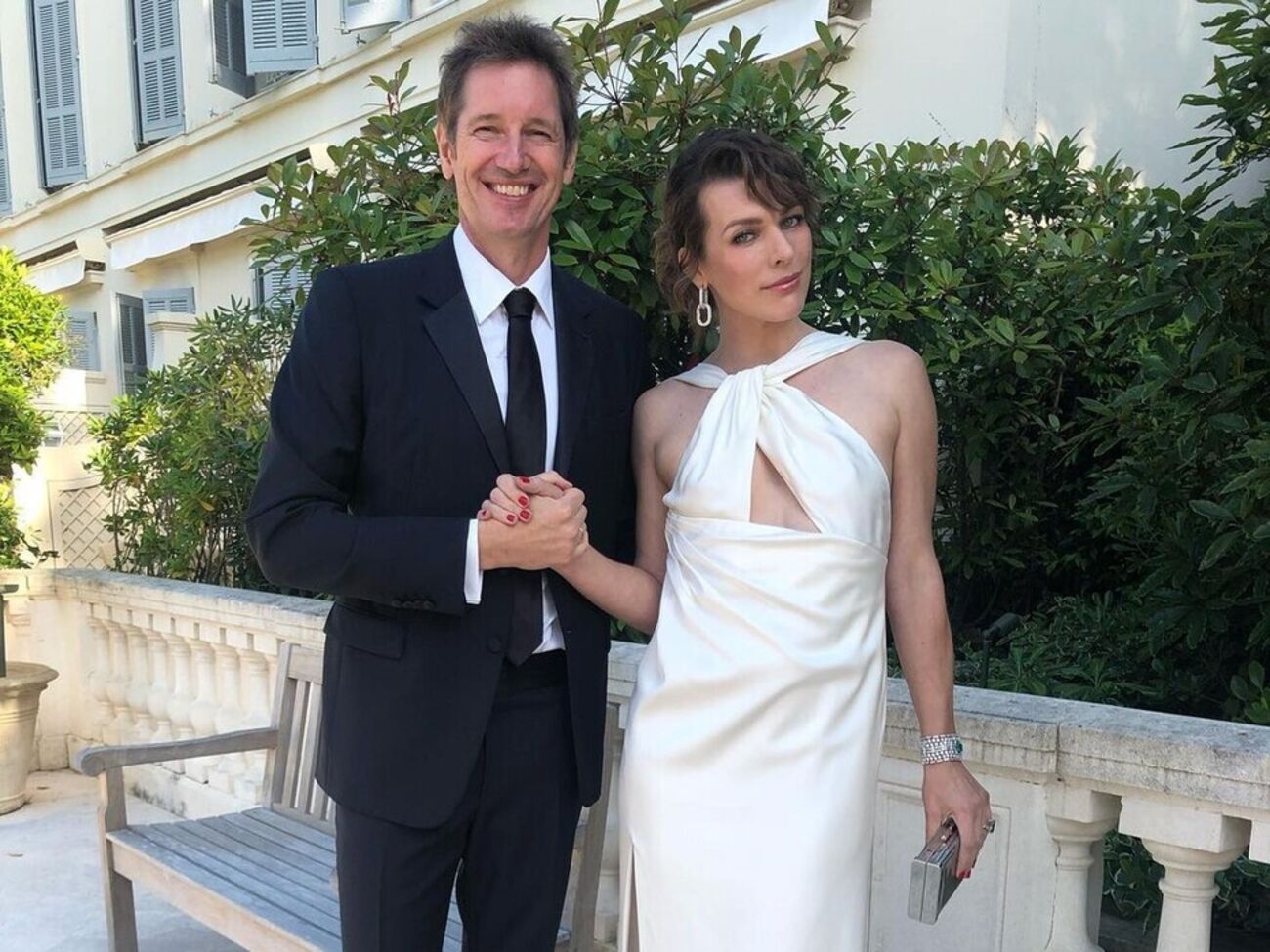 Андерсон и Йовович поженились в августе 2009 года