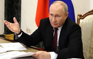 Путин ночью поинтересовался у Балицкого и Пасечника, как они будут "развивать" оккупированные регионы Украины, которыми "руководят"