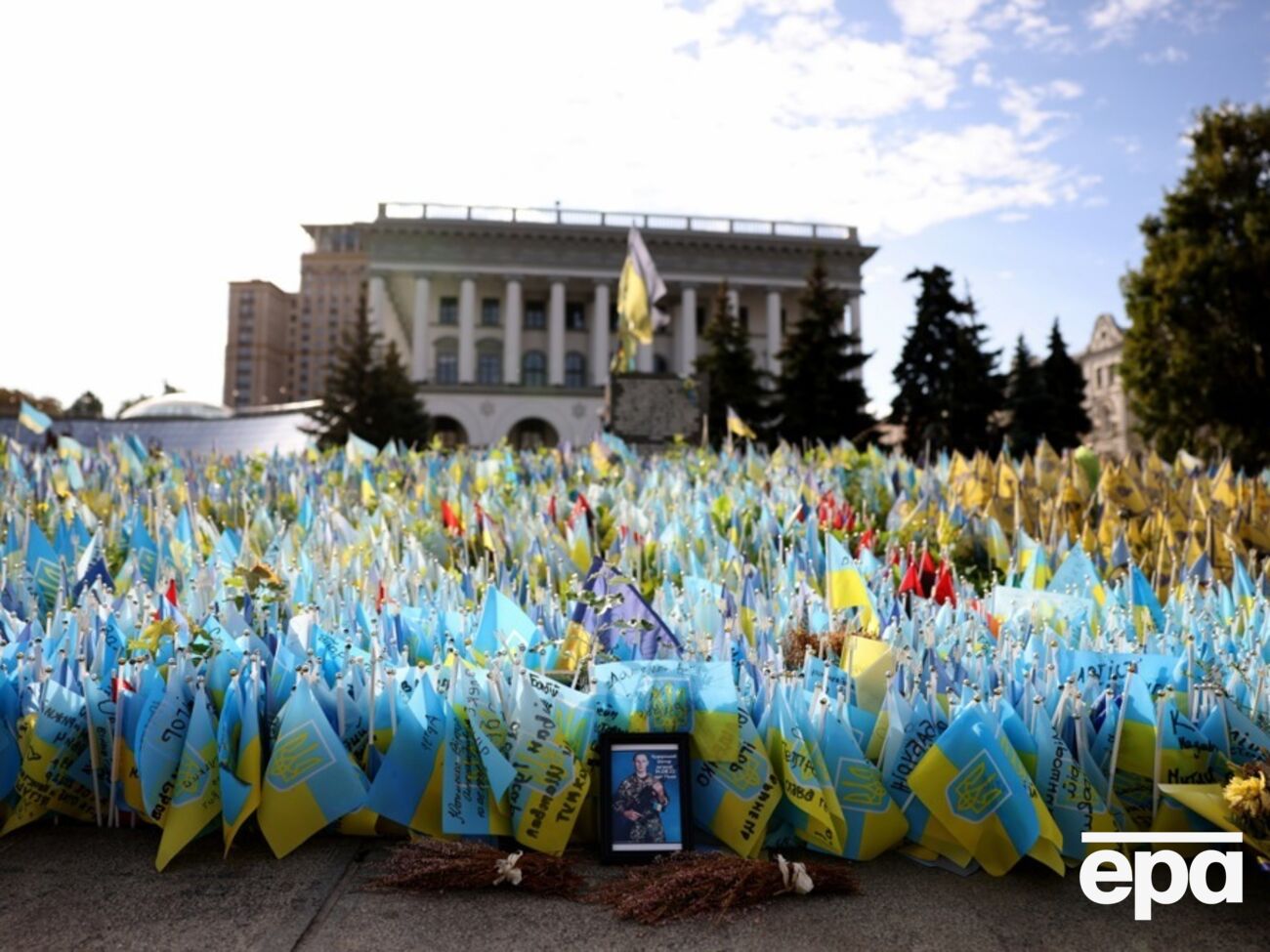 Більшість опитаних вважає неприйнятними будь-які поступки країні-окупанту