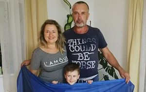 Сім'я змогла вивезти прапор до Німеччини
