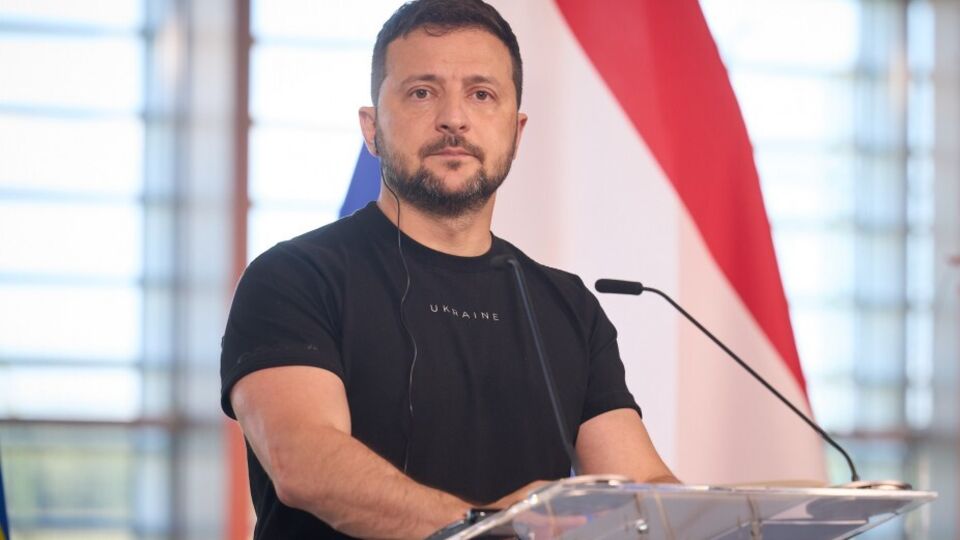 Міняти НАТО на українські землі – це нечесний діалог, зазначив Зеленський