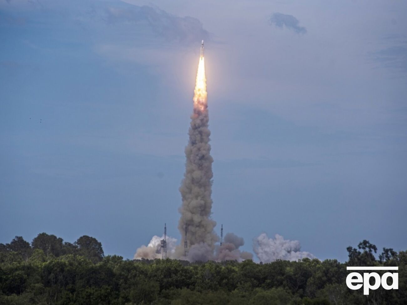 Chandrayaan-3, стартовавший в июле, совершил мягкую посадку на Луну 23 августа в 16.04 по Киеву, отметили СМИ