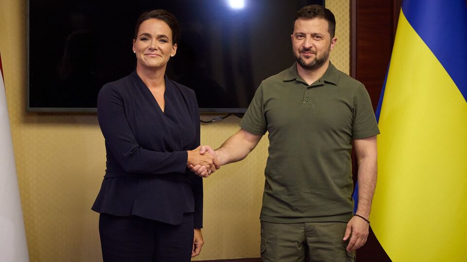 Новак заверила Зеленского в поддержке со стороны Венгрии