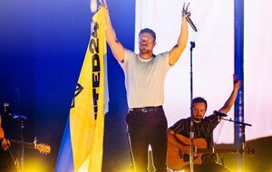 Летом 2023 группа Imagine Dragons стала амбассадором United24