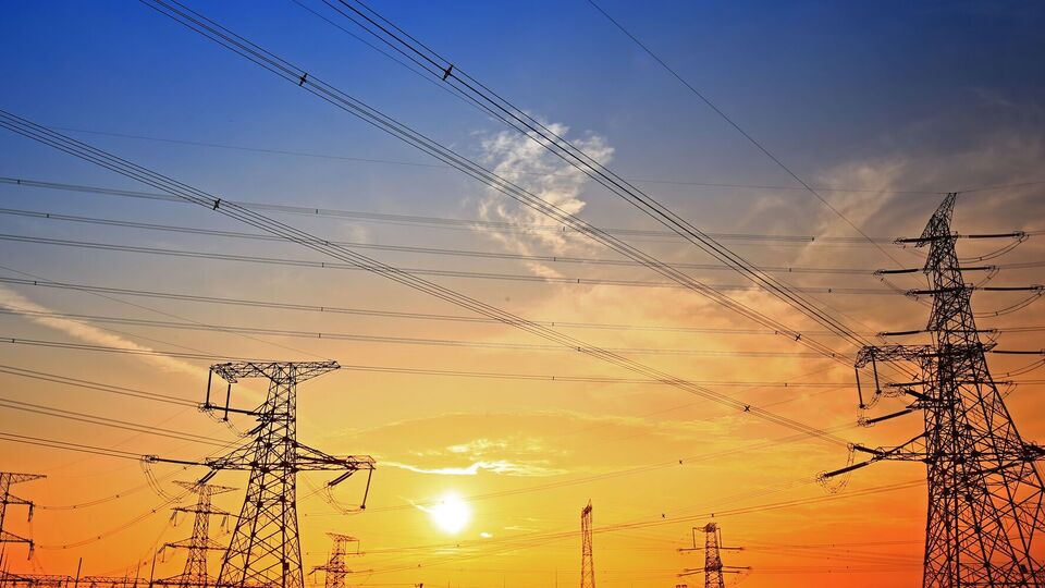 Использование аварийной помощи стоит больше, чем коммерческий импорт электроэнергии, отметил эксперт