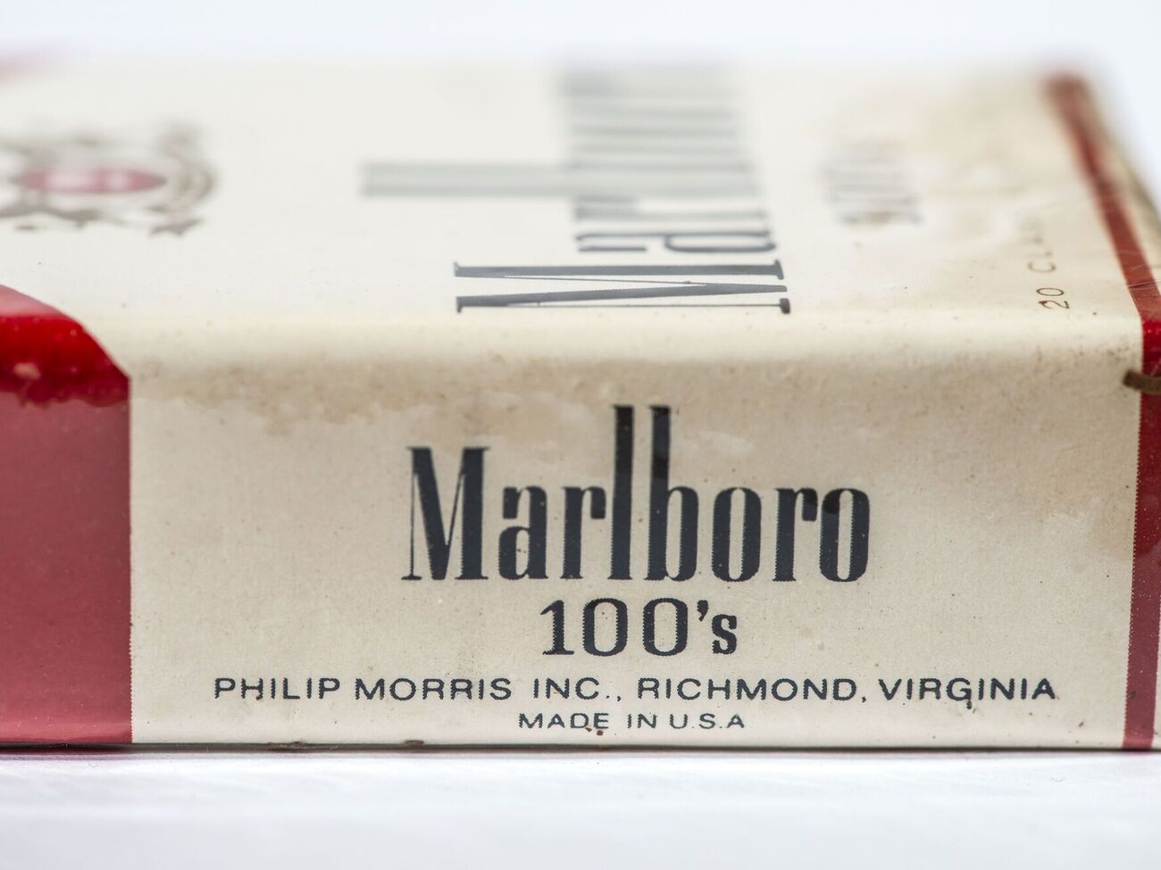 Компанія Philip Morris International є одним із найбільших платників податків у російський бюджет