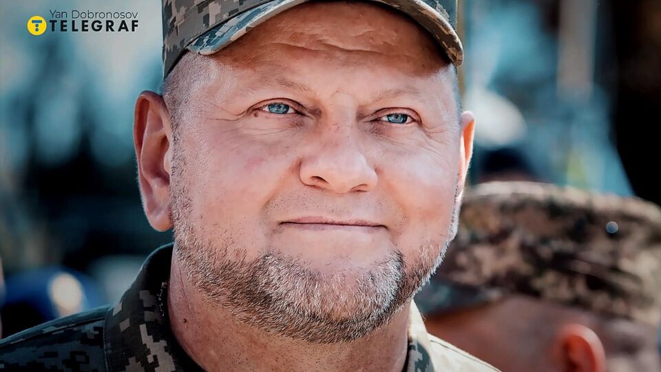 За даними ЗМІ, Залужний заявив американським чиновникам, що вони "не розуміють природи конфлікту" між РФ і Україною
