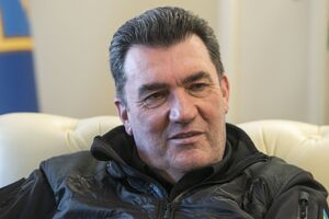 Данілов: Не тільки наші діти мають страждати, люди мають страждати. Хай вони постраждають так само