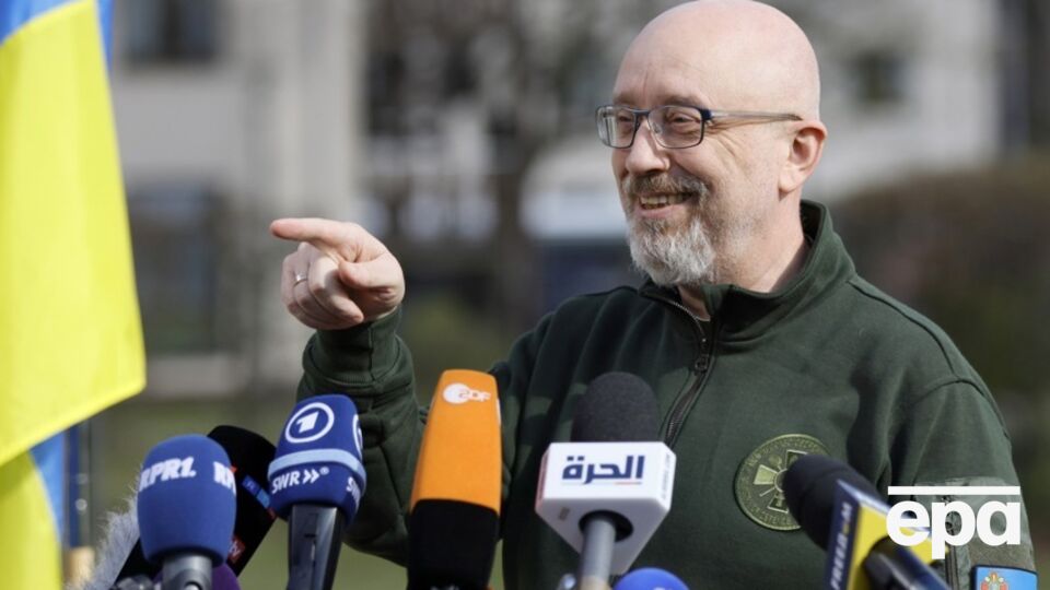 Резніков (на фото) запропонував парі журналісту Ткачу і народній депутатці Радіній