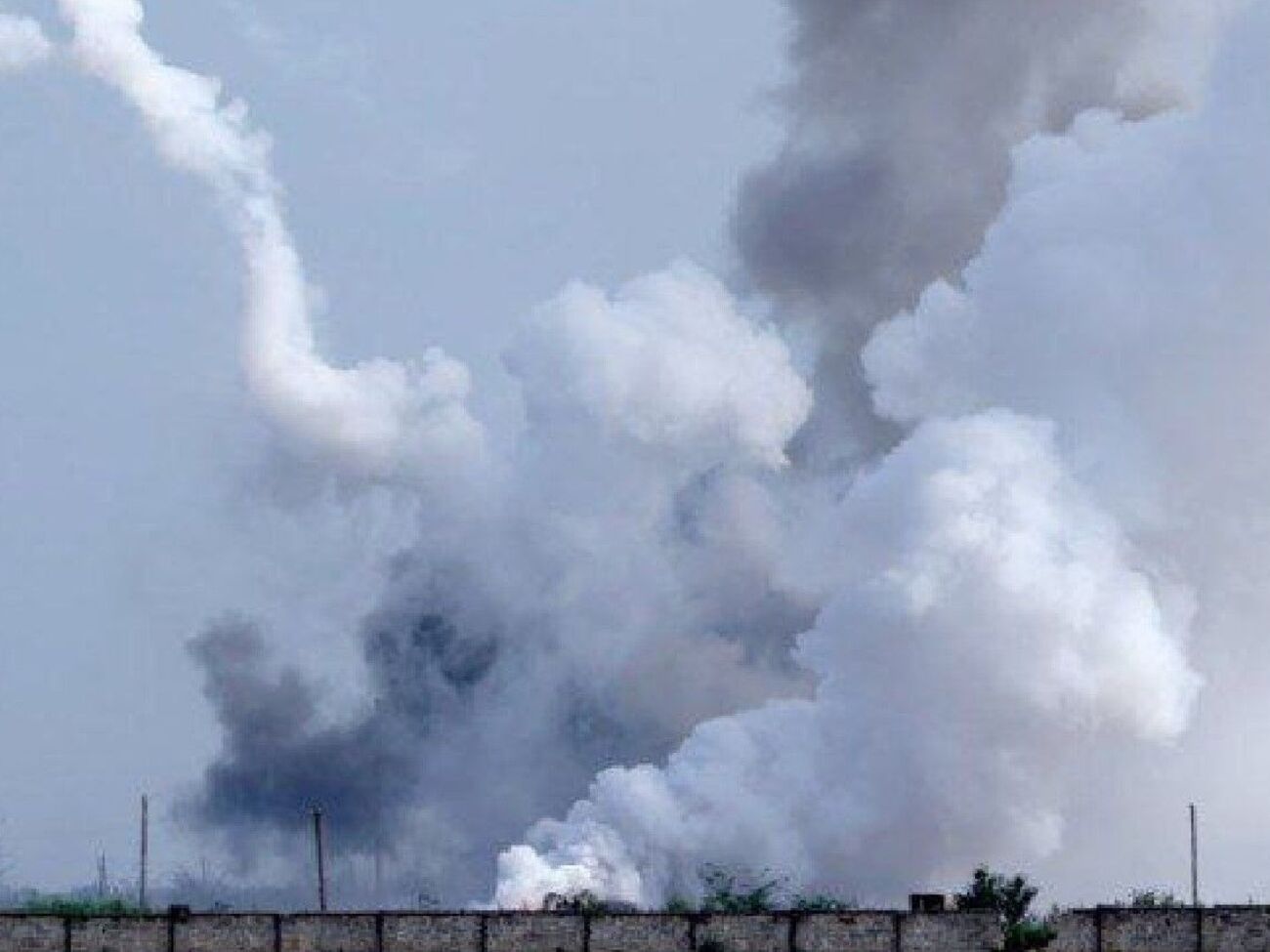 Унаслідок удару по 126-й бригаді загинули десятки окупантів, розповів співрозмовник. На фото – міністр оборони країни-окупанта під час відвідин бригади у 2016 році