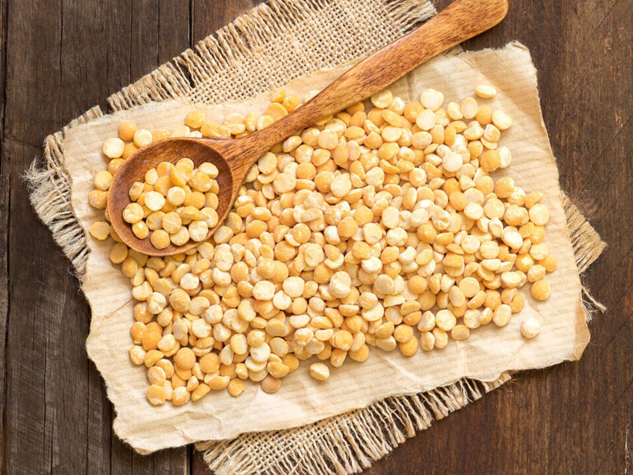 За словами Клопотенка, горох перед приготуванням замочувати не потрібно