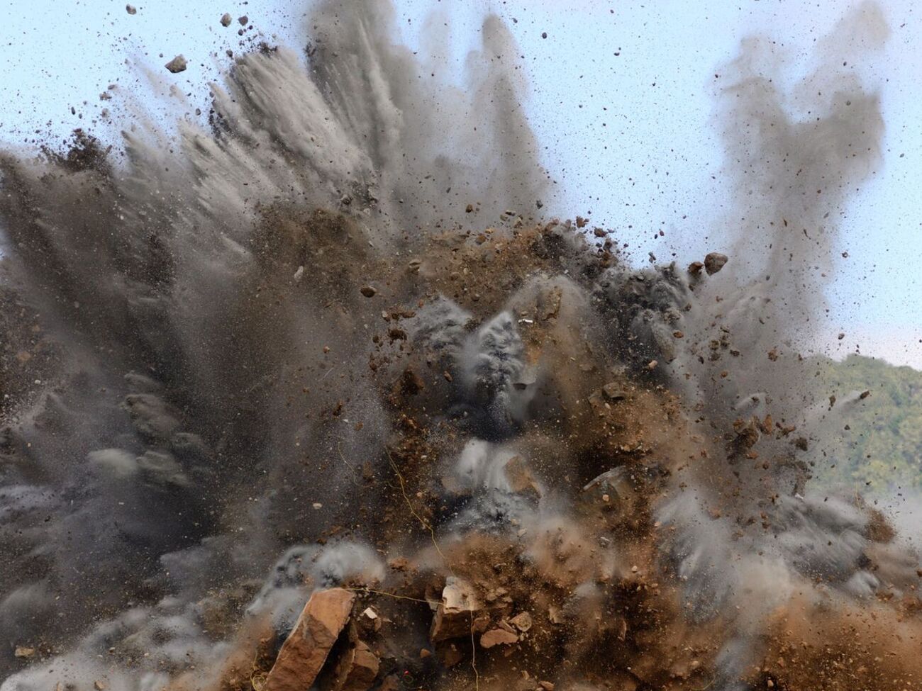 Контрразведчики СБУ нанесли удар дронами по объектам в Курске