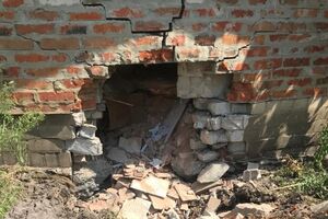 Окупанти регулярно обстрілюють Харківську область