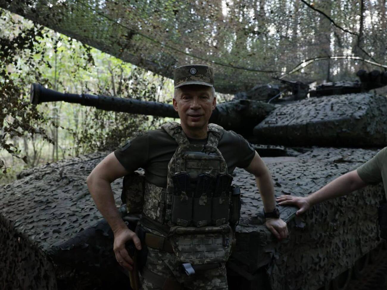 Оккупанты пытаются повысить уровень боевого потенциала на купянском и лиманском направлениях, отметил Сырский