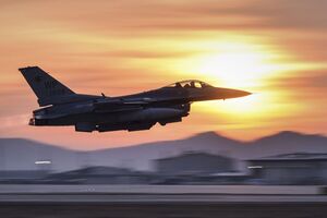 Справа постачання F-16 Україні рухається вперед, зазначив Міллі