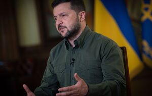 Зеленский ответил на вопрос об изменении Конституции Украины