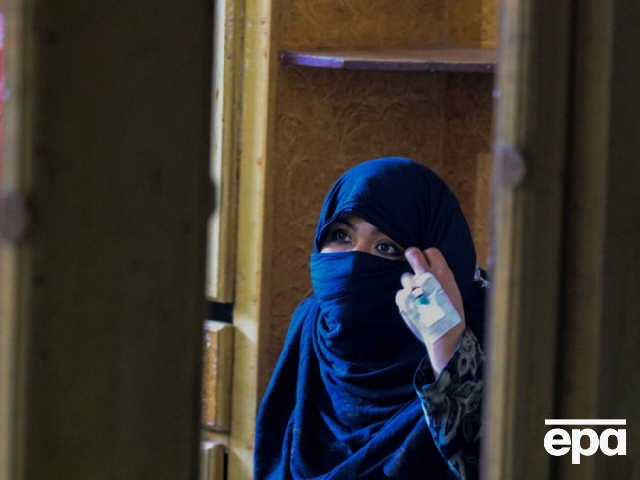 С приходом Талибана к власти права женщин в стране существенно ограничили