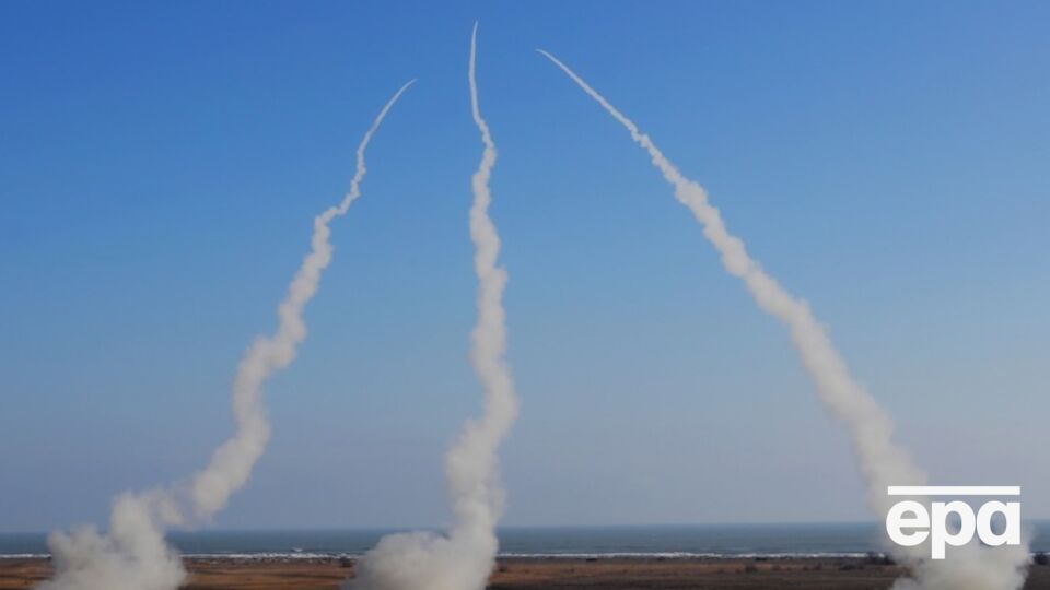 В США обсуждается вопрос предоставления Украине кассетных боеприпасов для РСЗО