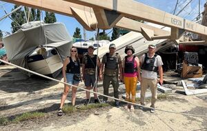 "Метинвест" передает бронежилеты совместно со спортсменом Денисом Силантьевым