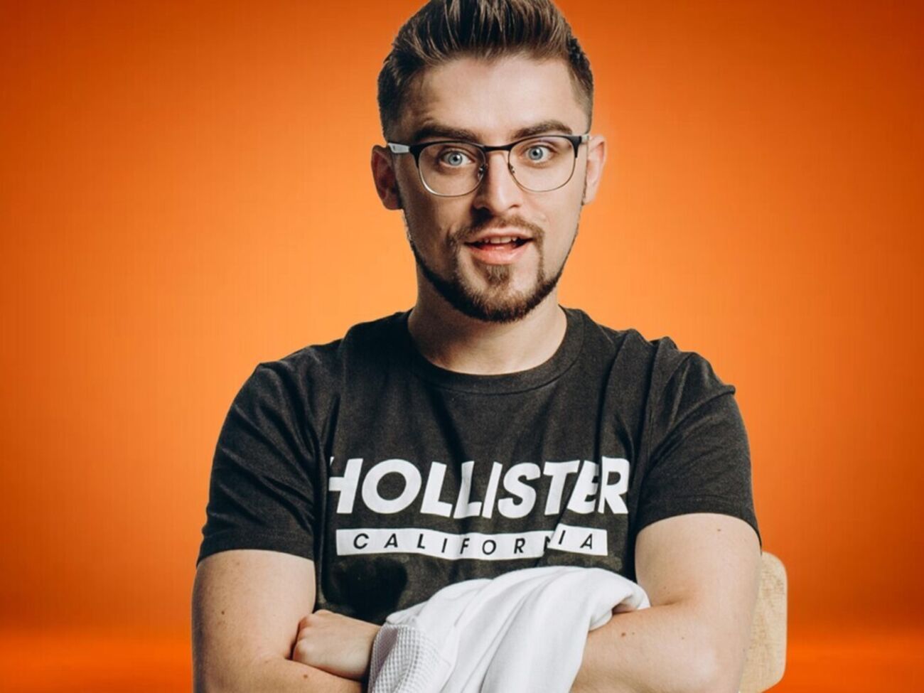 Julik: Хочется, чтобы пары, семьи никогда не расставались, а жили в счастье и мире все время