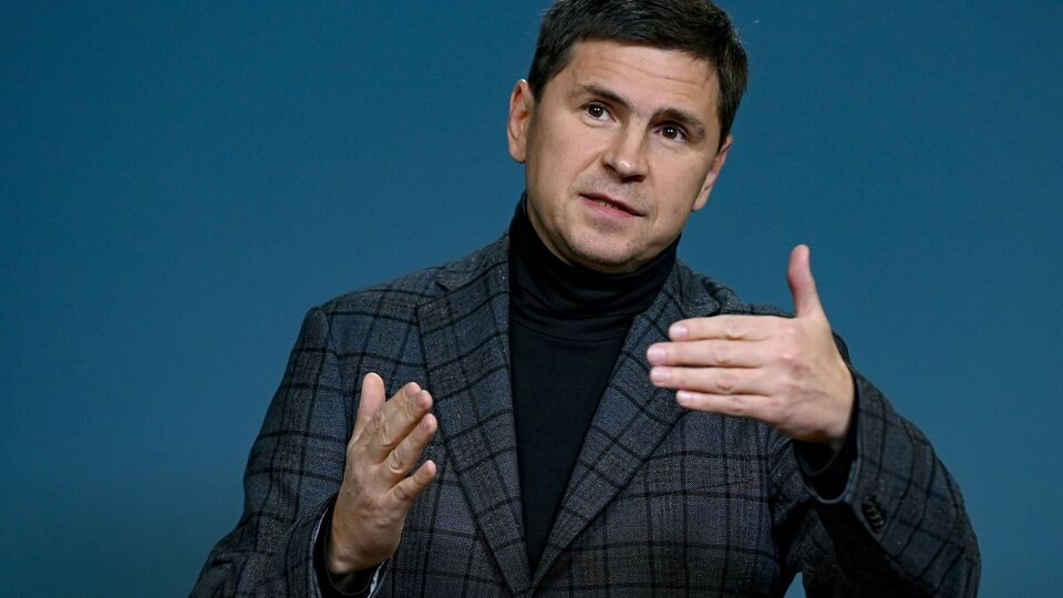 Подоляк вважає, що Путін "навмисно руйнує міжнародне право та міждержавні відносини"