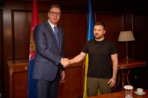 Зеленський (праворуч) назвав розмову з Вучичем відкритою, чесною і продуктивною
