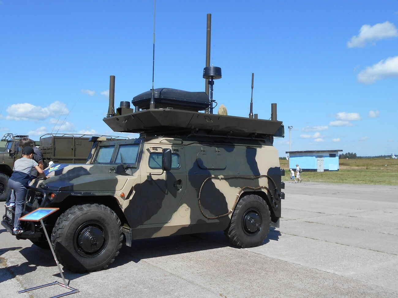 Станцію РЕБ "Леєр-2" (на знімку), яка прикривала "Прєдєл-Е", також було знищено