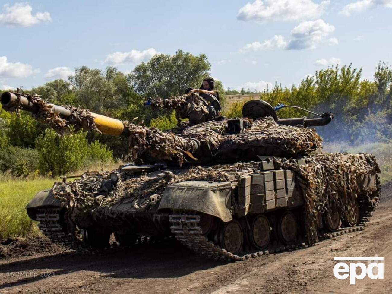 Українські військові й далі стримують наступ російських військ