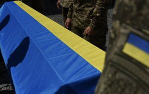 Украина возвращает тела погибших защитников
