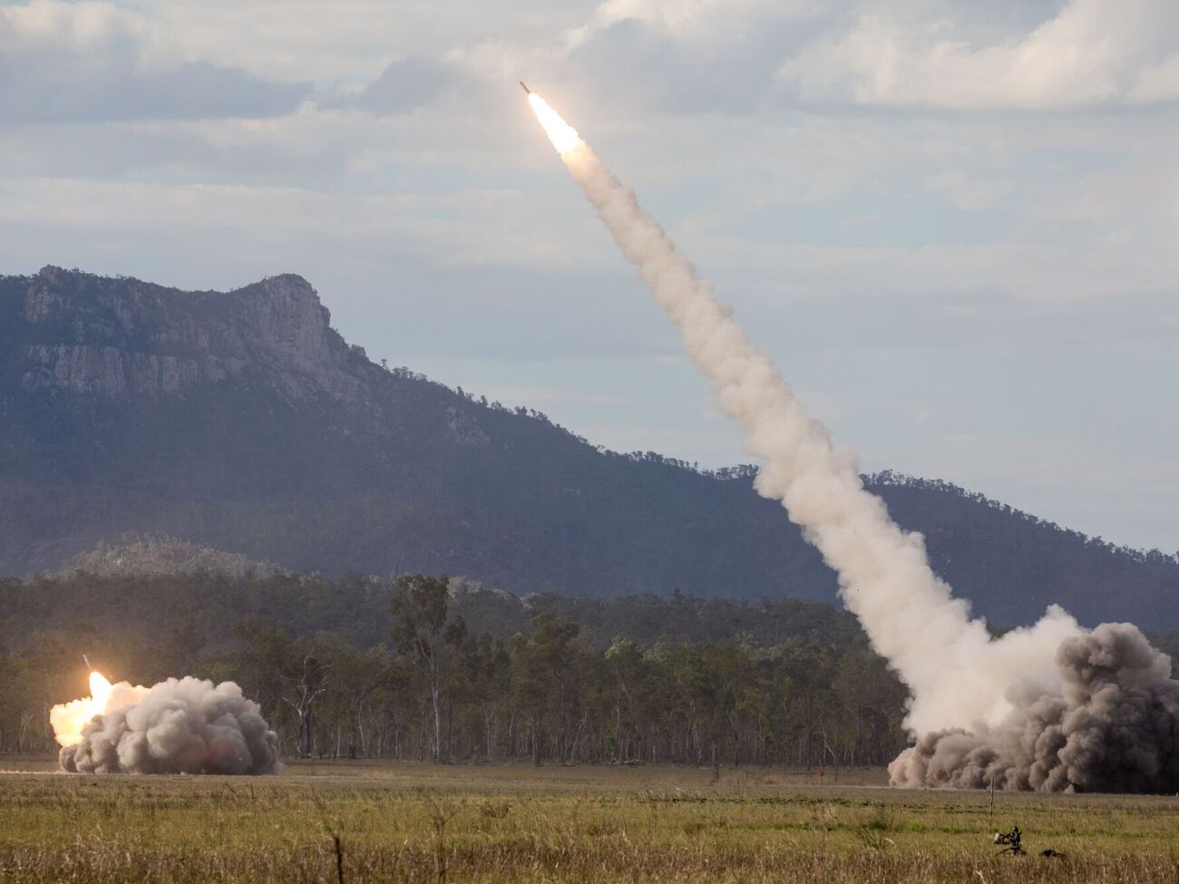 В новый пакет США для Украины вошли дополнительные боеприпасы для HIMARS, отметили в Пентагоне