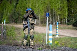 На північному напрямку українські військові охороняють і зміцнюють кордон