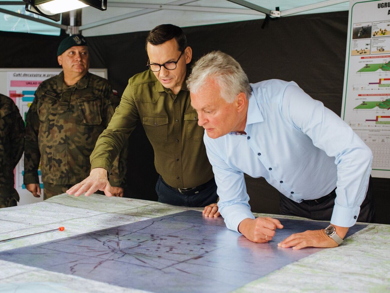 Моравецький і Науседа зустрілися біля Сувальського коридору – району, гіпотетичне захоплення якого Росією відрізає країни Балтії від НАТО