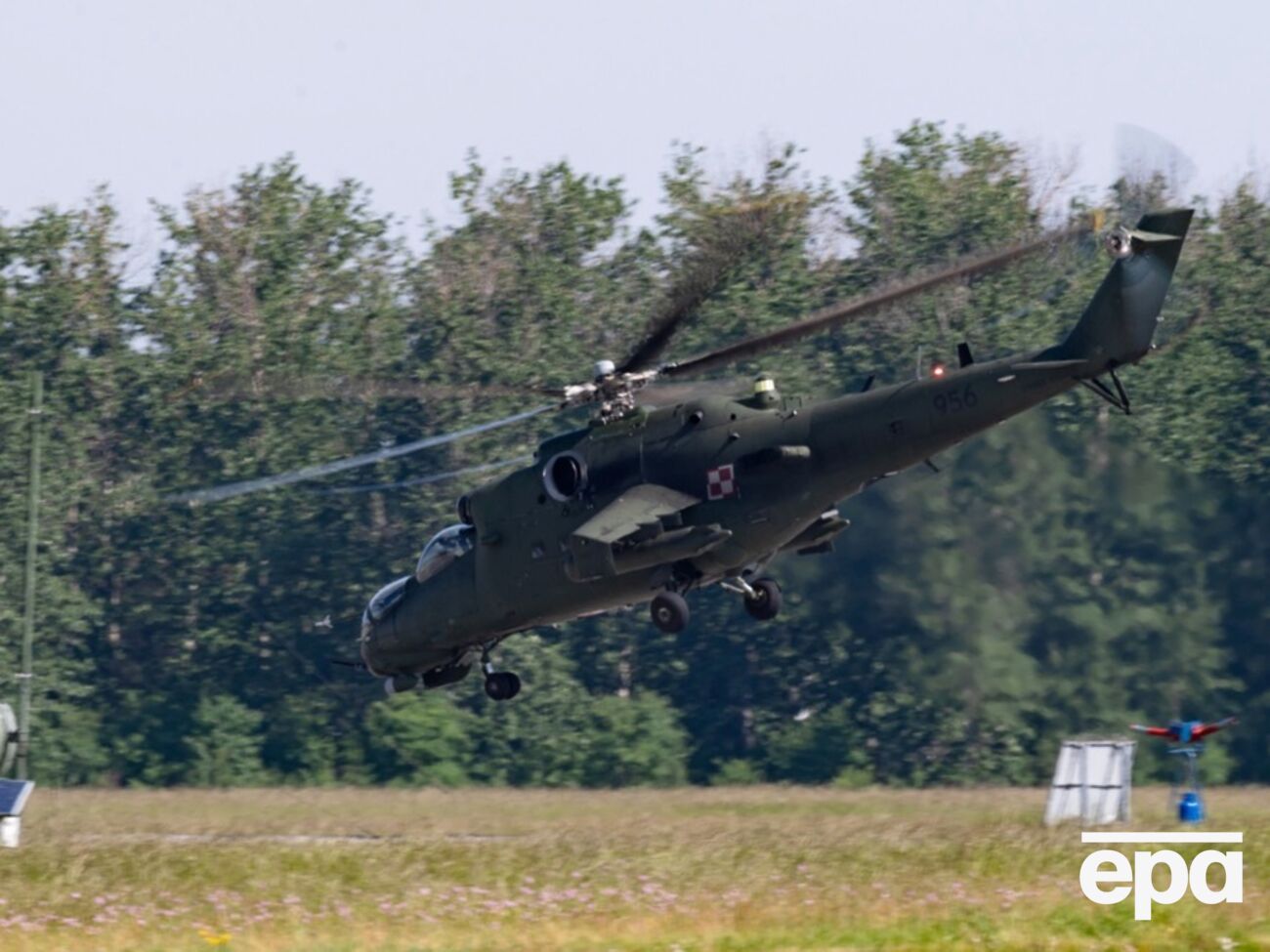 Польский Ми-24 во время учений