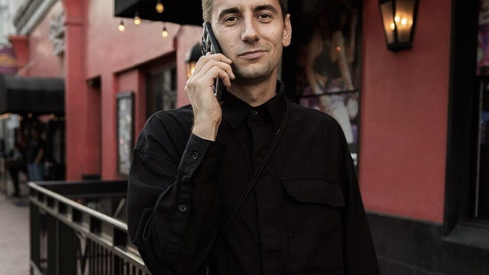 Еллерт: Я офіційно покинув Україну по усіх нормах законодавства під час воєнного положення