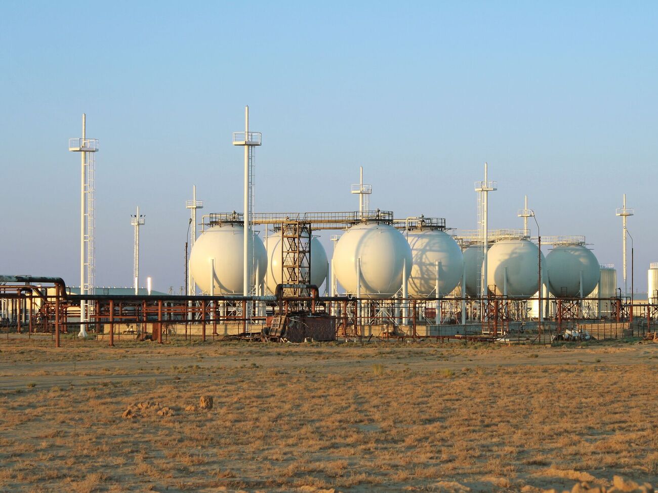 ЕС покупает у РФ сжиженный газ