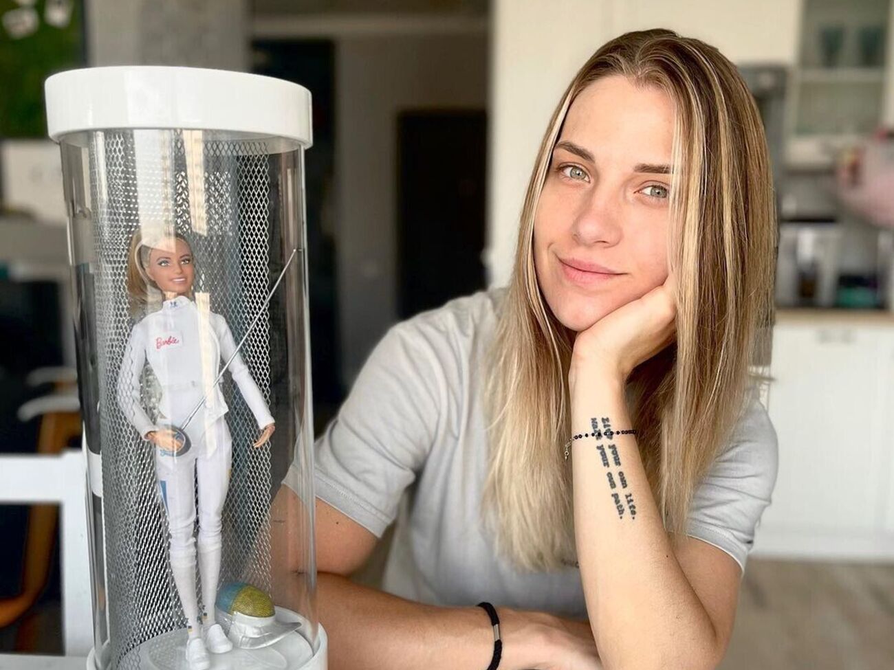 В 2020 году производитель игрушек Mattel выпустил серию кукол Барби, прототипами которых стали 10 спортсменок, в число которых вошла Харлан