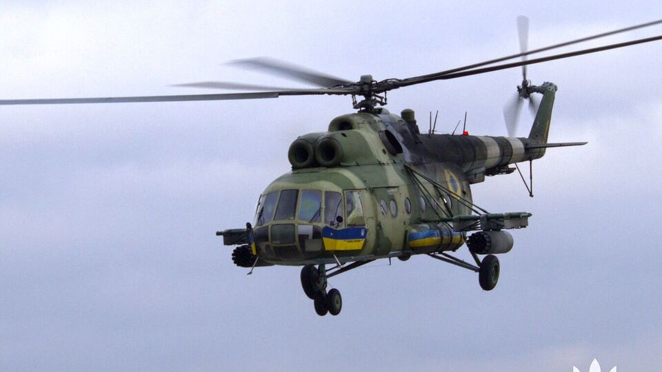 За даними "Української правди", під Бахмутом із нез'ясованих поки причин упало два вертольоти Мі-8