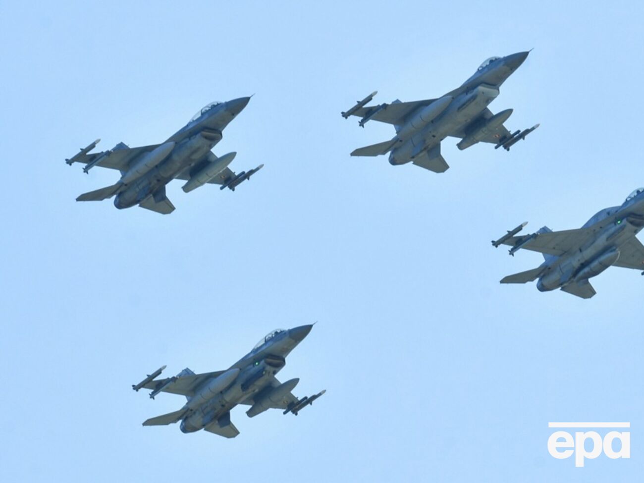 Игнат рассказал, для каких целей может использоваться F-16 в Украине