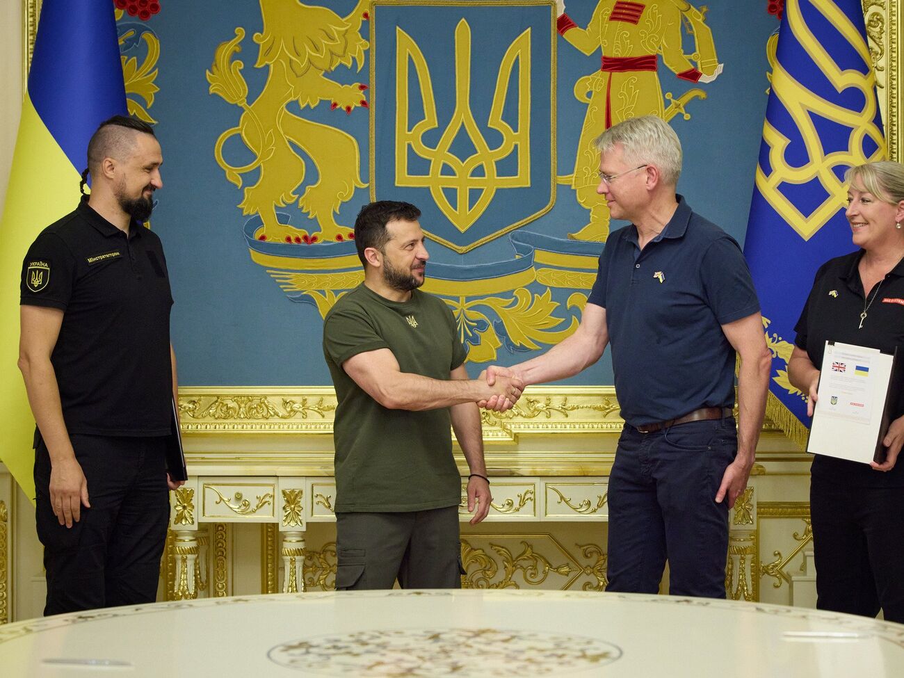 Зустріч Зеленського з командою BAE Systems була "дуже продуктивною", заявив президент