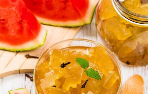 Варенье необходимо варить два часа после закипания