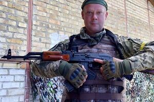 Кирилл Сазонов: Что-то не припомню боевых достижений генерала Кривоноса во время полномасштабной войны. Разве что оборона аэропорта "Киев", которая завершилась уголовным делом ГБР