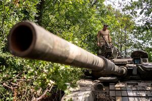 Українські захисники відбивають атаки ворога на фронті