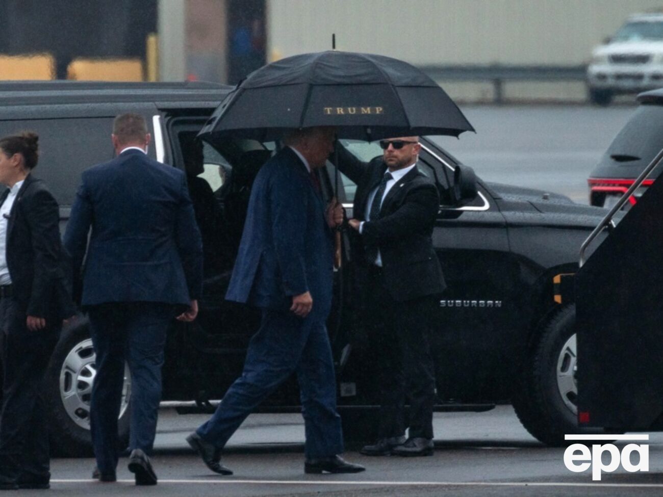 Трамп, покинув суд, назвал политическим преследованием оппонента обвинения по делу о выборах в 2020 году