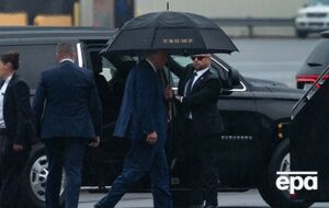 Трамп, покинув суд, назвал политическим преследованием оппонента обвинения по делу о выборах в 2020 году