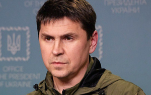 Подоляк навів приклади спроб РФ перехопити ініціативу у війні й міжнародному порядку денному