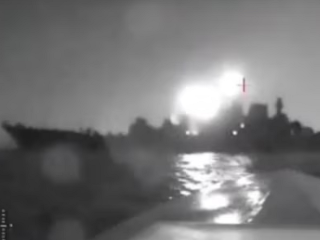 ВМС ВСУ, по словам представителей ВМС, не имеют на вооружении беспилотников MAGURA, одним из которых был атакован русский военный корабль